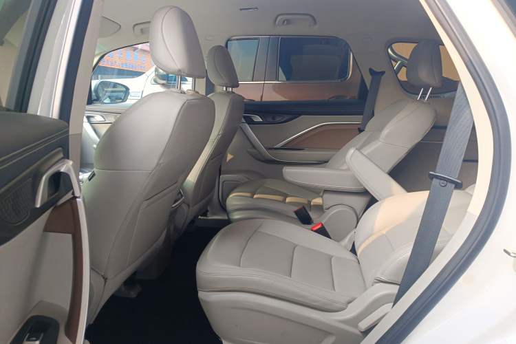 Used Geely Auto Jiajie 2019 1.8TD Automatic Enjoyment Model Left Rear Seat