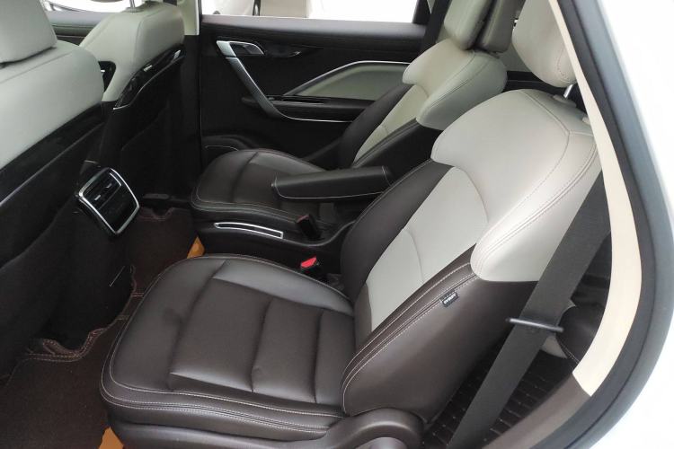 Used Geely Auto Jiajie 2019 1.5TD MHEV DCT Luxury Edition Left Rear Seat