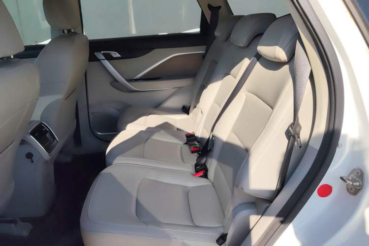 Used Geely Auto Jiajie 2019 1.5TD Manual Comfort Model Left Rear Seat
