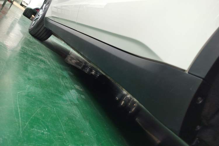 Used Geely Auto Jiajie 2019 1.5TD MHEV DCT Luxury Edition Left Side Sill