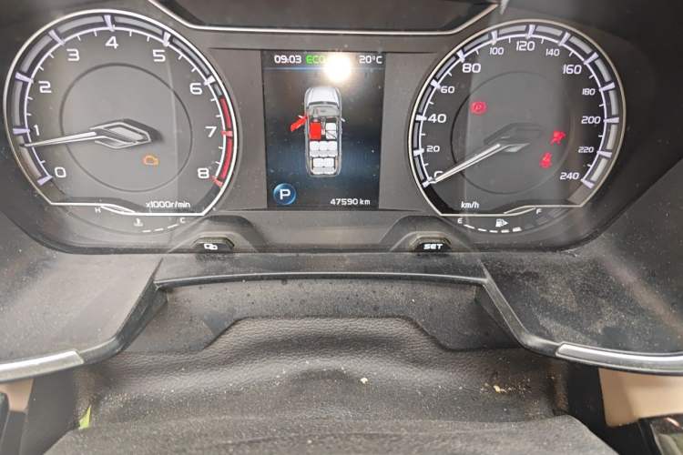 Used Geely Auto Jiajie 2019 1.8TD Automatic Enjoyment Model Odometer Close Up
