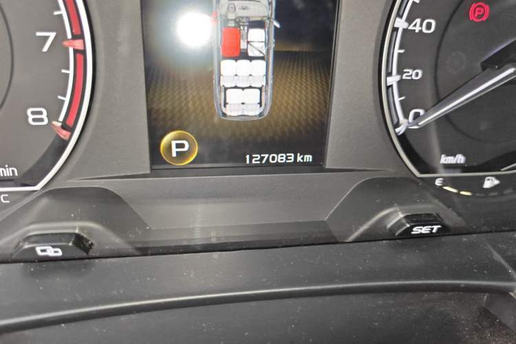 Used Geely Auto Jiajie 2019 1.8TD Automatic Enjoyment Model Odometer Close Up