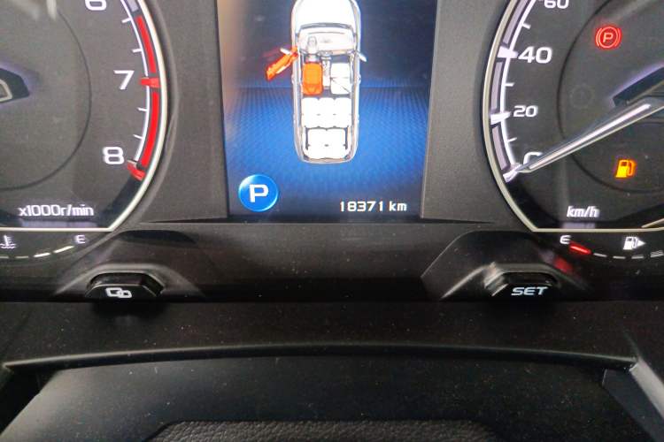 Used Geely Auto Jiajie 2019 1.8TD Automatic Enjoyment Model Odometer Close Up
