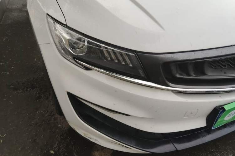 Used Geely Auto Jiajie 2019 1.8TD Automatic Enjoyment Model Right Front Headlight
