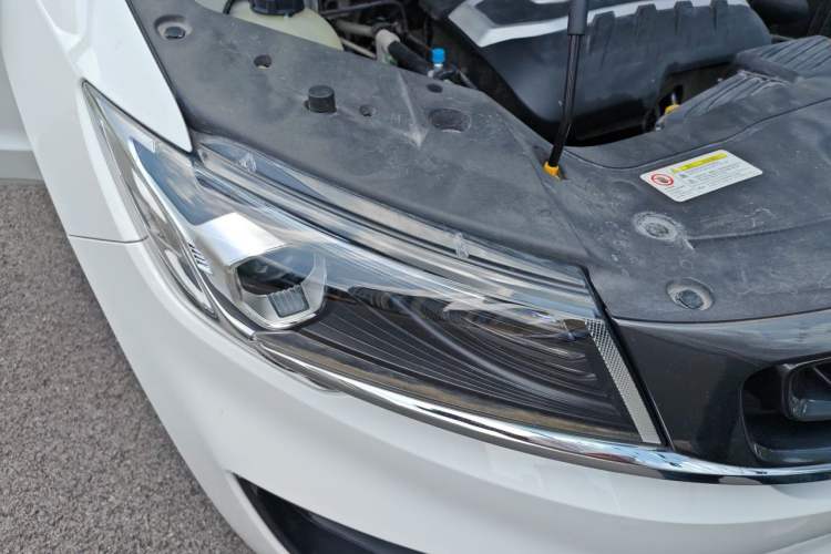 Used Geely Auto Jiajie 2019 1.5TD MHEV DCT Luxury Edition Right Front Headlight