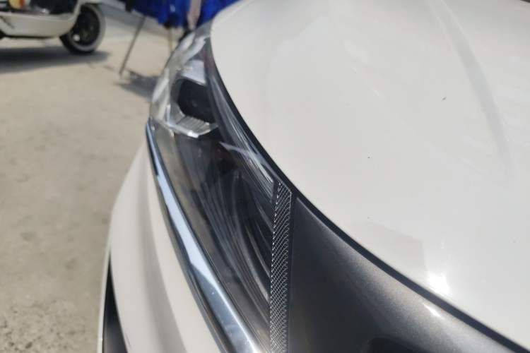 Used Geely Auto Jiajie 2019 1.5TD MHEV DCT Deluxe Edition Right Front Headlight