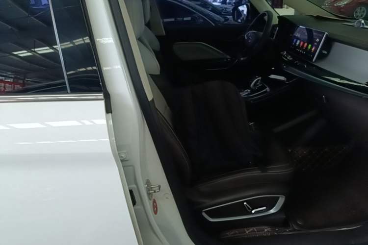 Used Geely Auto Jiajie 2019 1.5TD MHEV DCT Luxury Edition Right Front Seat