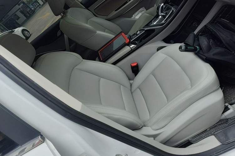 Used Geely Auto Jiajie 2019 1.8TD Automatic Enjoyment Model Right Front Seat