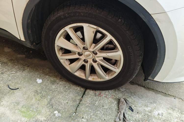 Used Geely Auto Jiajie 2019 1.5TD Manual Comfort Model Right Front Wheel Hub