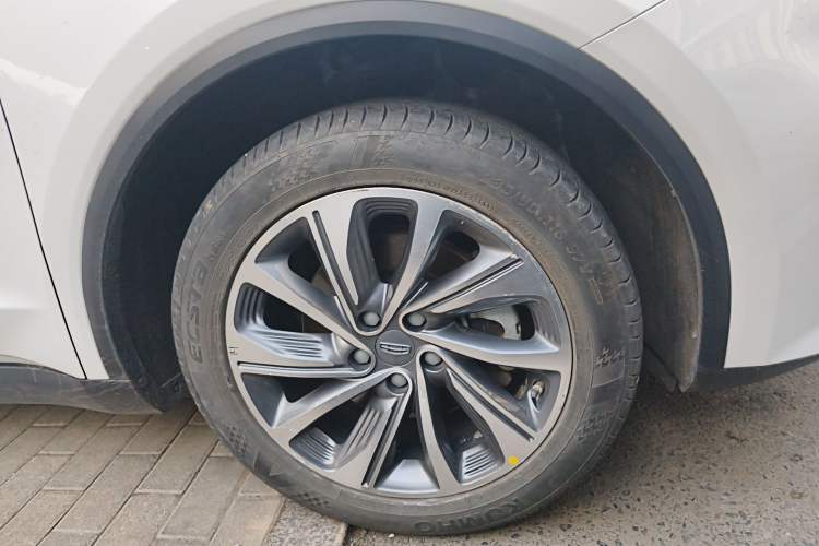 Used Geely Auto Jiajie 2019 1.5TD MHEV DCT Luxury Edition Right Front Wheel Hub