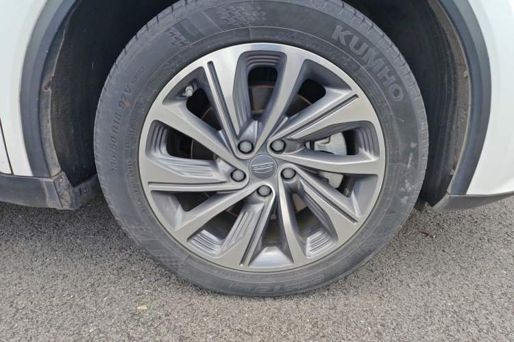 Used Geely Auto Jiajie 2019 1.5TD MHEV DCT Luxury Edition Right Front Wheel Hub