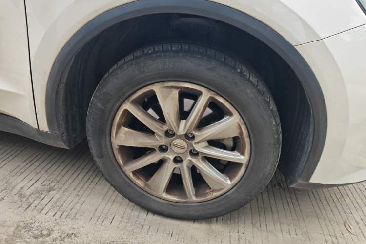 Used Geely Auto Jiajie 2019 1.8TD Automatic Enjoyment Model Right Front Wheel Hub