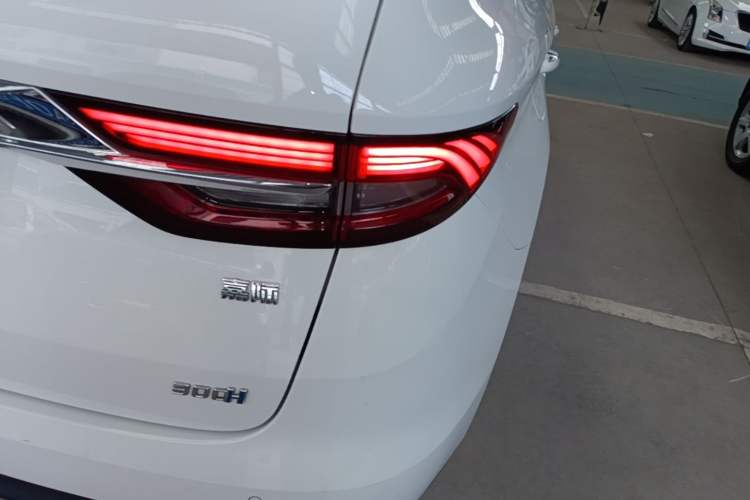Used Geely Auto Jiajie 2019 1.5TD MHEV DCT Luxury Edition Right Rear Taillight