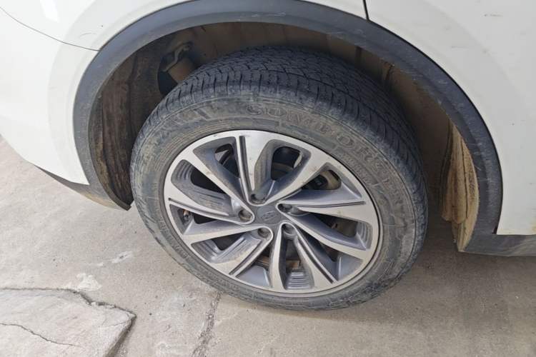Used Geely Auto Jiajie 2019 1.5TD MHEV DCT Deluxe Edition Right Rear Wheel Hub
