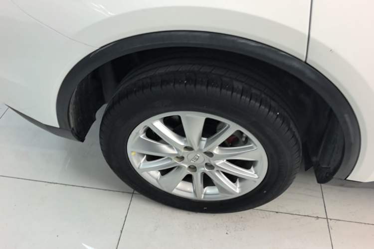 Used Geely Auto Jiajie 2019 1.8TD Automatic Enjoyment Model Right Rear Wheel Hub