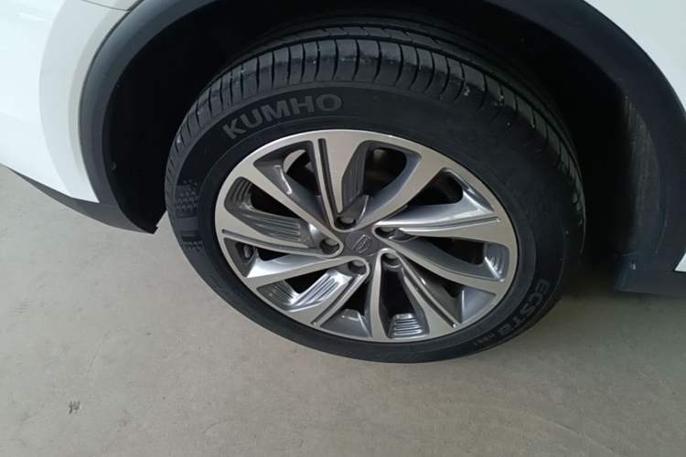 Used Geely Auto Jiajie 2019 1.5TD MHEV DCT Luxury Edition Right Rear Wheel Hub