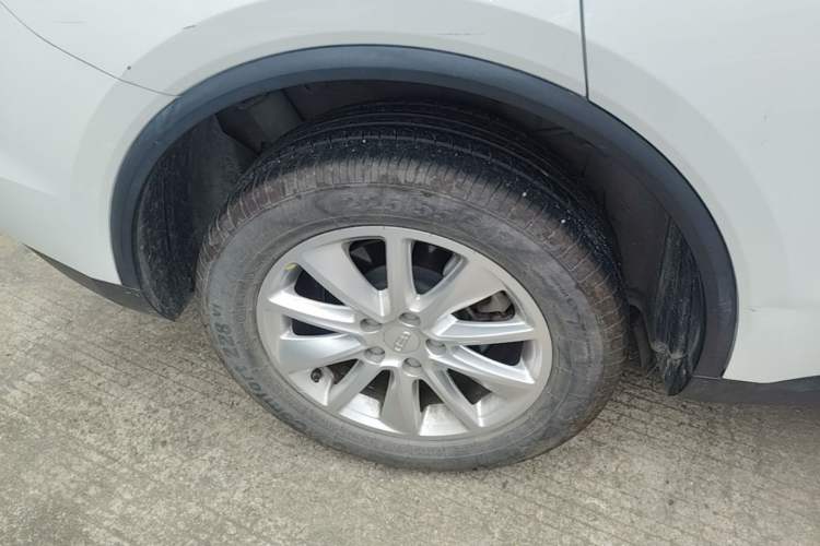 Used Geely Auto Jiajie 2019 1.8TD Automatic Enjoyment Model Right Rear Wheel Hub