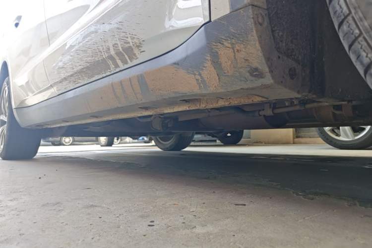 Used Geely Auto Jiajie 2019 1.5TD MHEV DCT Deluxe Edition Right Side Sill