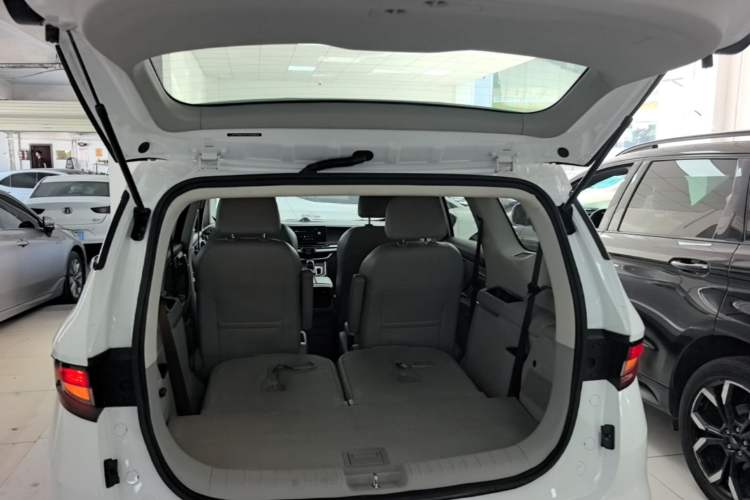 Used Geely Auto Jiajie 2019 1.8TD Automatic Enjoyment Model Trunk