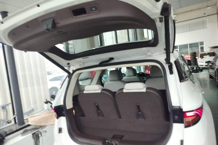 Used Geely Auto Jiajie 2019 1.5TD MHEV DCT Luxury Edition Trunk