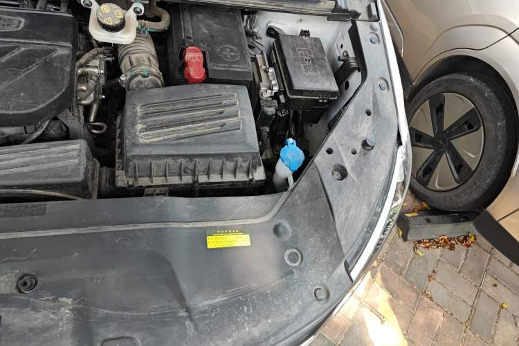 Used Geely Auto Jiajie  Engine Bay Left