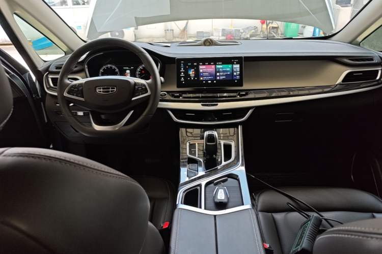 Used Geely Auto Jiajie 2021 1.8TD DCT Comfort Model Center Console