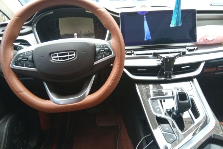 Used Geely Auto Jiajie 2021 1.8TD DCT Luxury Model Center Console