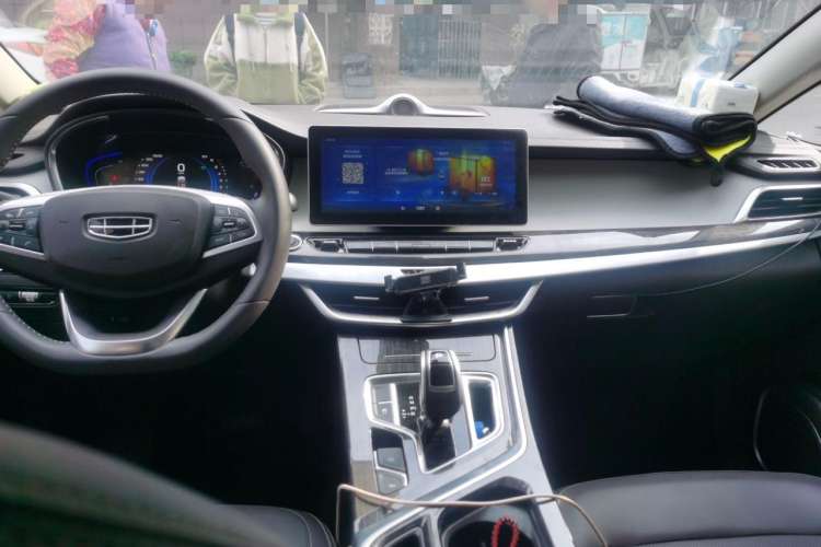 Used Geely Auto Jiajie 2021 1.8TD DCT Luxury Model Center Console