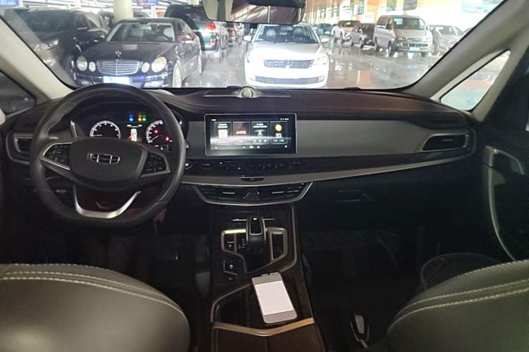 Used Geely Auto Jiajie 2021 1.8TD DCT Comfort Model Center Console