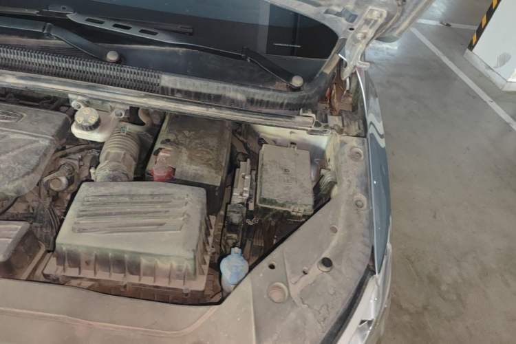 Used Geely Auto Jiajie 2021 1.8TD DCT Comfort Model Engine Bay Left