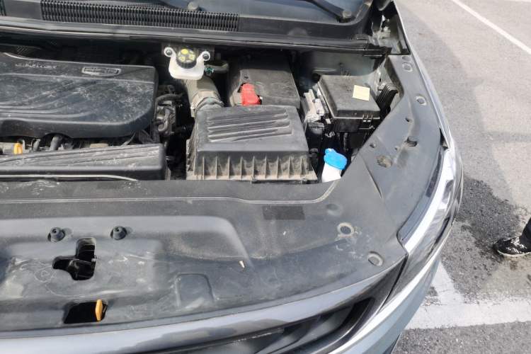 Used Geely Auto Jiajie 2021 1.8TD DCT Luxury Model Engine Bay Left