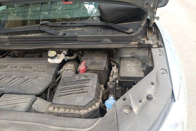 Used Geely Auto Jiajie 2021 Zhiqing 1.5TD DCT Luxury Model Engine Bay Left