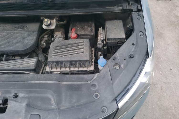 Used Geely Auto Jiajie 2021 1.8TD DCT Luxury Model Engine Bay Left