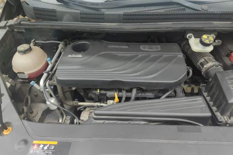 Used Geely Auto Jiajie 2021 1.8TD DCT Luxury Model Engine Bay Right