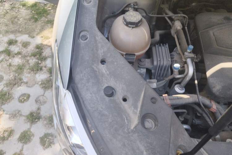 Used Geely Auto Jiajie 2021 Zhiqing 1.5TD DCT Luxury Model Engine Bay Right