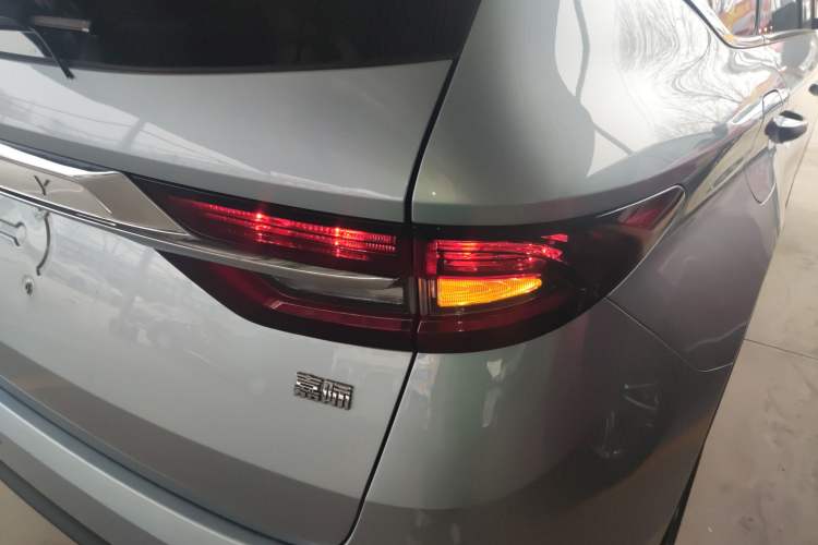 Used Geely Auto Jiajie 2021 1.8TD DCT Luxury Model Exterior 3