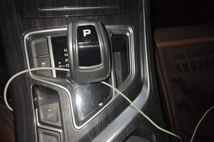 Used Geely Auto Jiajie 2021 1.8TD DCT Comfort Model Gear Lever