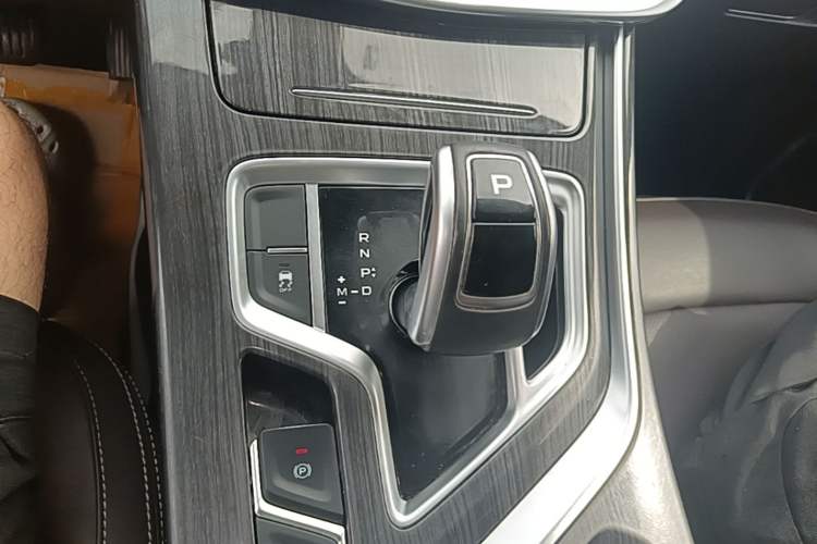 Used Geely Auto Jiajie 2021 1.8TD DCT Comfort Model Gear Lever