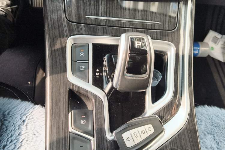 Used Geely Auto Jiajie 2021 Zhiqing 1.5TD DCT Luxury Model Gear Lever