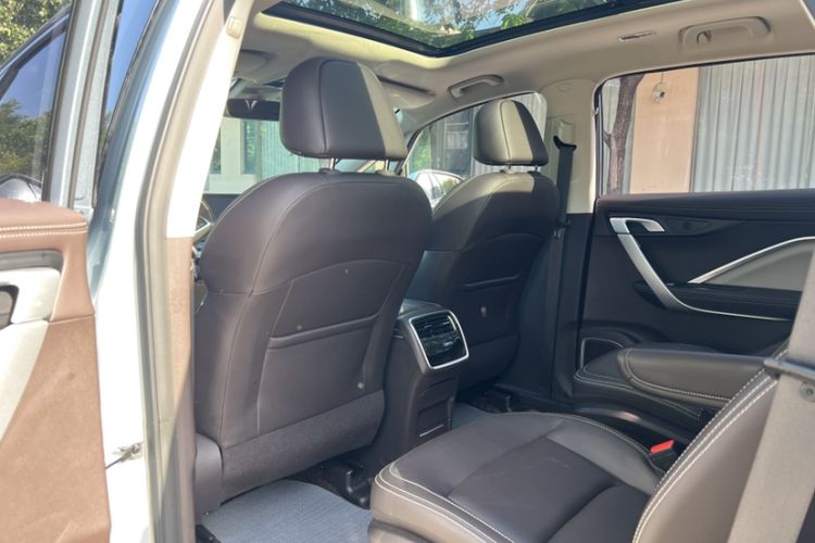 Used Geely Auto Jiajie 2021 1.8TD DCT Luxury Model Interior 3