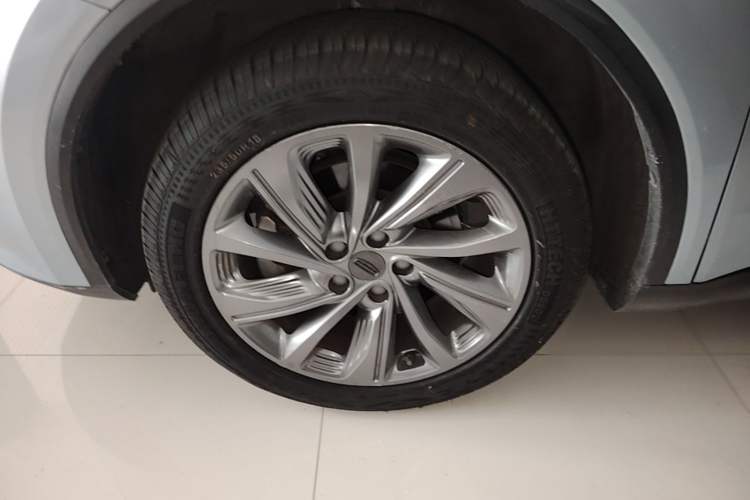Used Geely Auto Jiajie 2021 Zhiqing 1.5TD DCT Luxury Model Left Front Wheel Hub