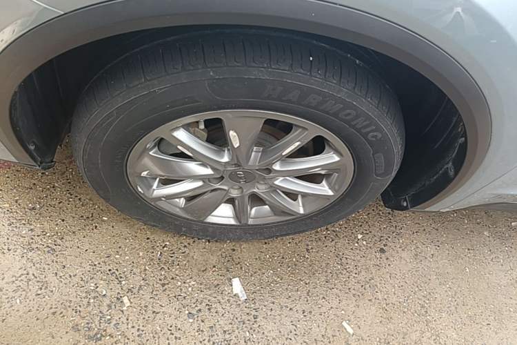 Used Geely Auto Jiajie 2021 1.8TD DCT Comfort Model Left Front Wheel Hub