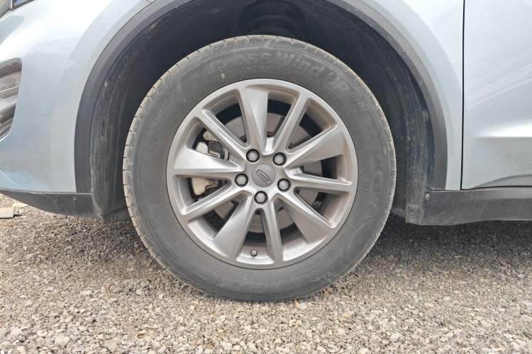 Used Geely Auto Jiajie 2021 1.8TD DCT Comfort Model Left Front Wheel Hub