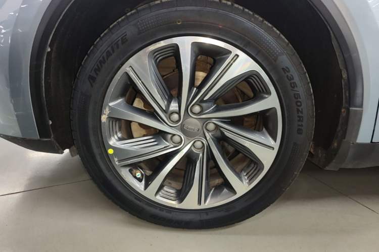 Used Geely Auto Jiajie 2021 Zhiqing 1.5TD DCT Luxury Model Left Front Wheel Hub