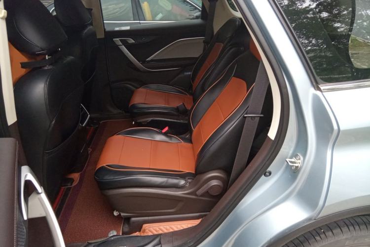 Used Geely Auto Jiajie 2021 1.8TD DCT Luxury Model Left Rear Seat