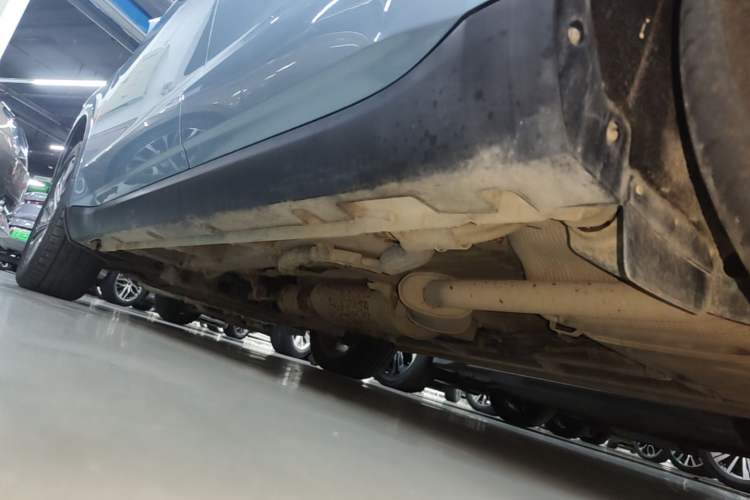 Used Geely Auto Jiajie 2021 Zhiqing 1.5TD DCT Luxury Model Left Side Sill