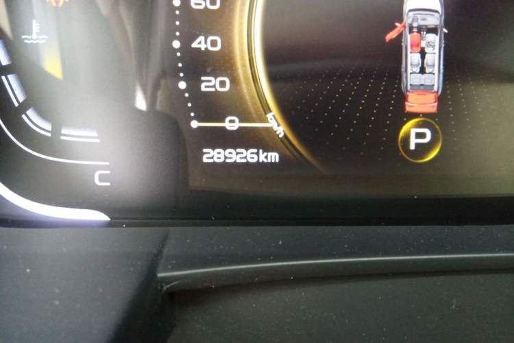 Used Geely Auto Jiajie 2021 1.8TD DCT Luxury Model Odometer Close Up