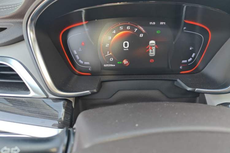 Used Geely Auto Jiajie 2021 1.8TD DCT Luxury Model Odometer Close Up