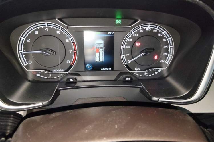 Used Geely Auto Jiajie 2021 1.8TD DCT Comfort Model Odometer Close Up