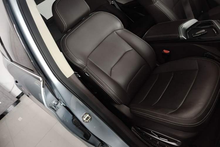 Used Geely Auto Jiajie 2021 Zhiqing 1.5TD DCT Luxury Model Right Front Seat